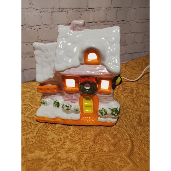 Vintage U.L Lighted House with original box - Picture 8 of 16